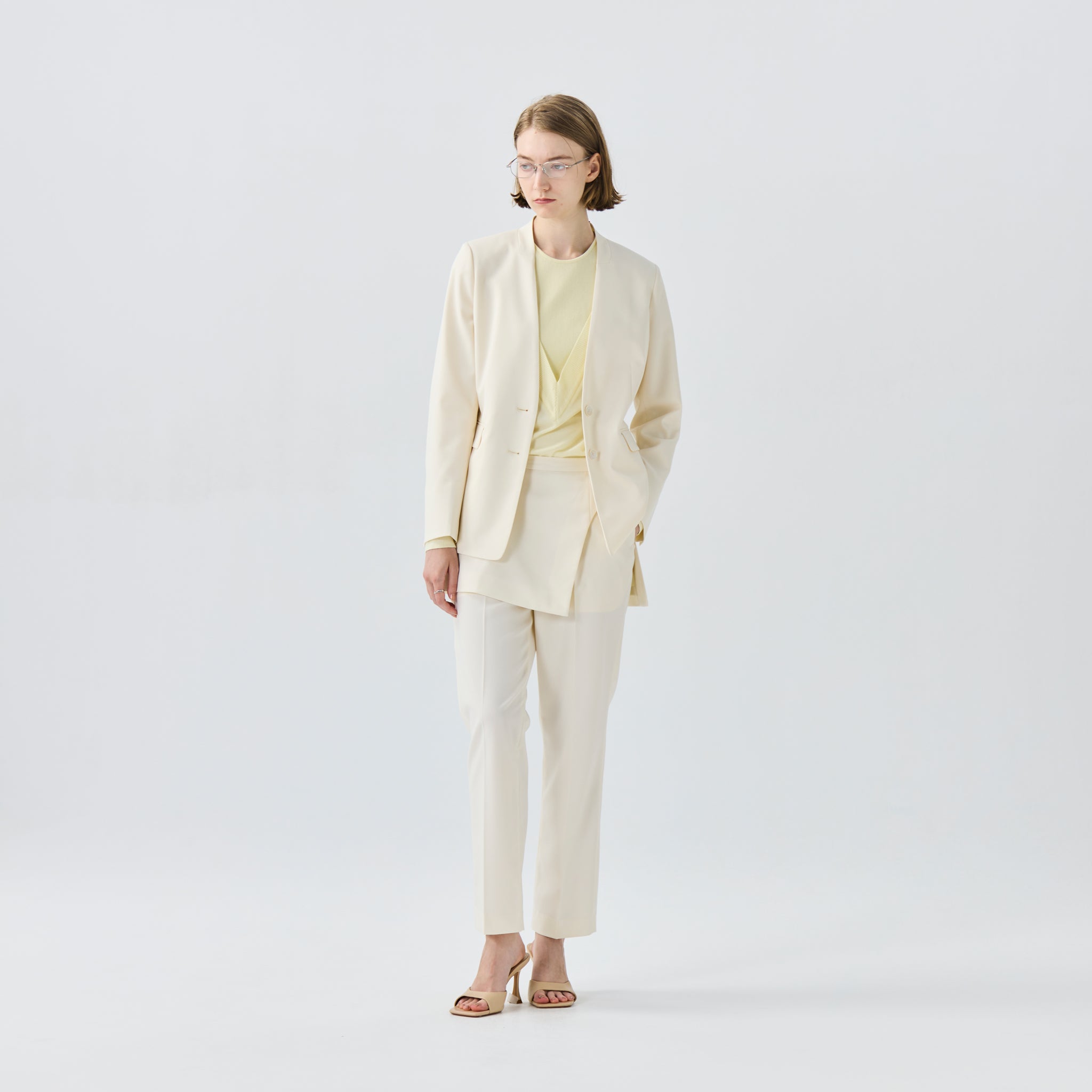 ストレッチノーカラージャケット