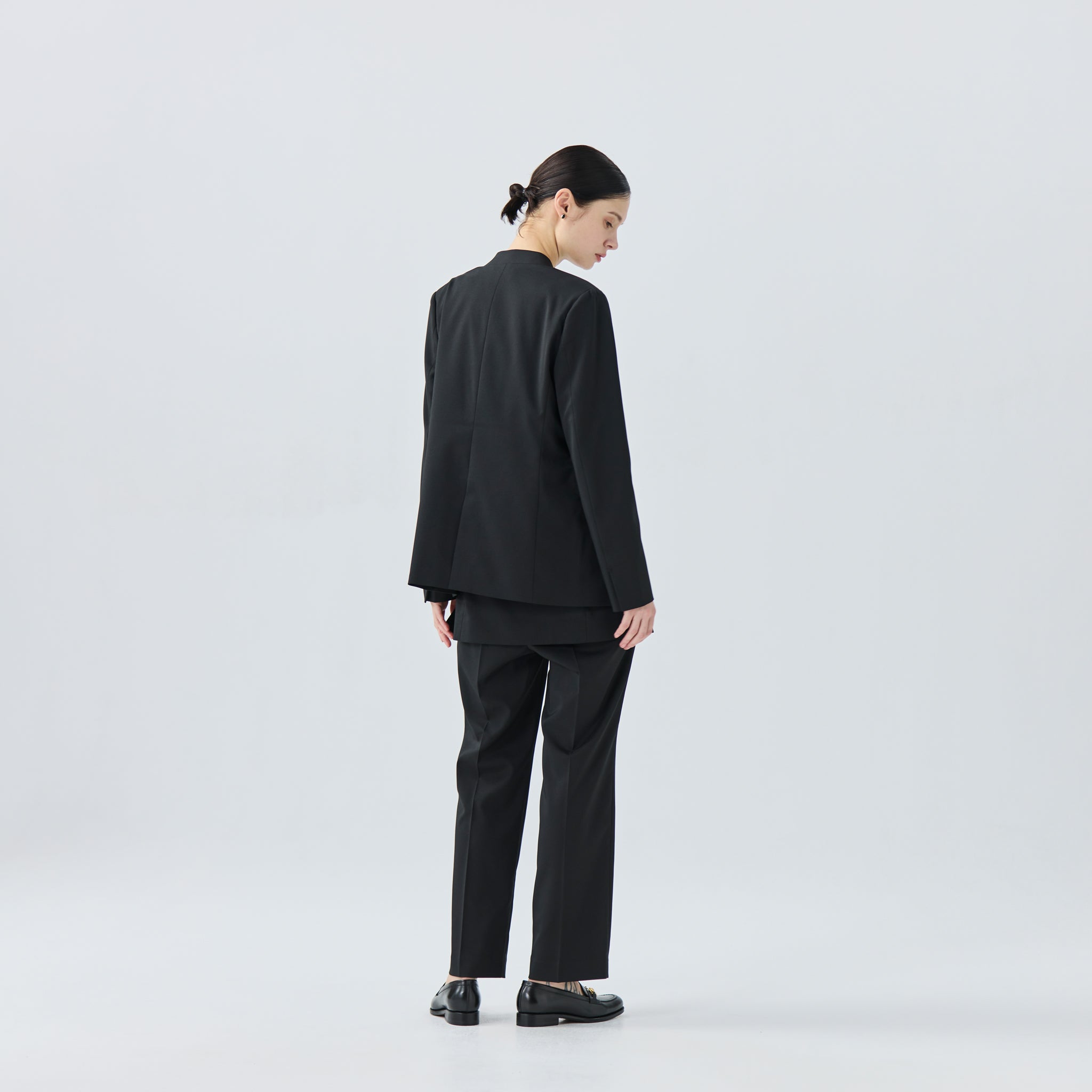 TMOストレッチテーパードパンツ