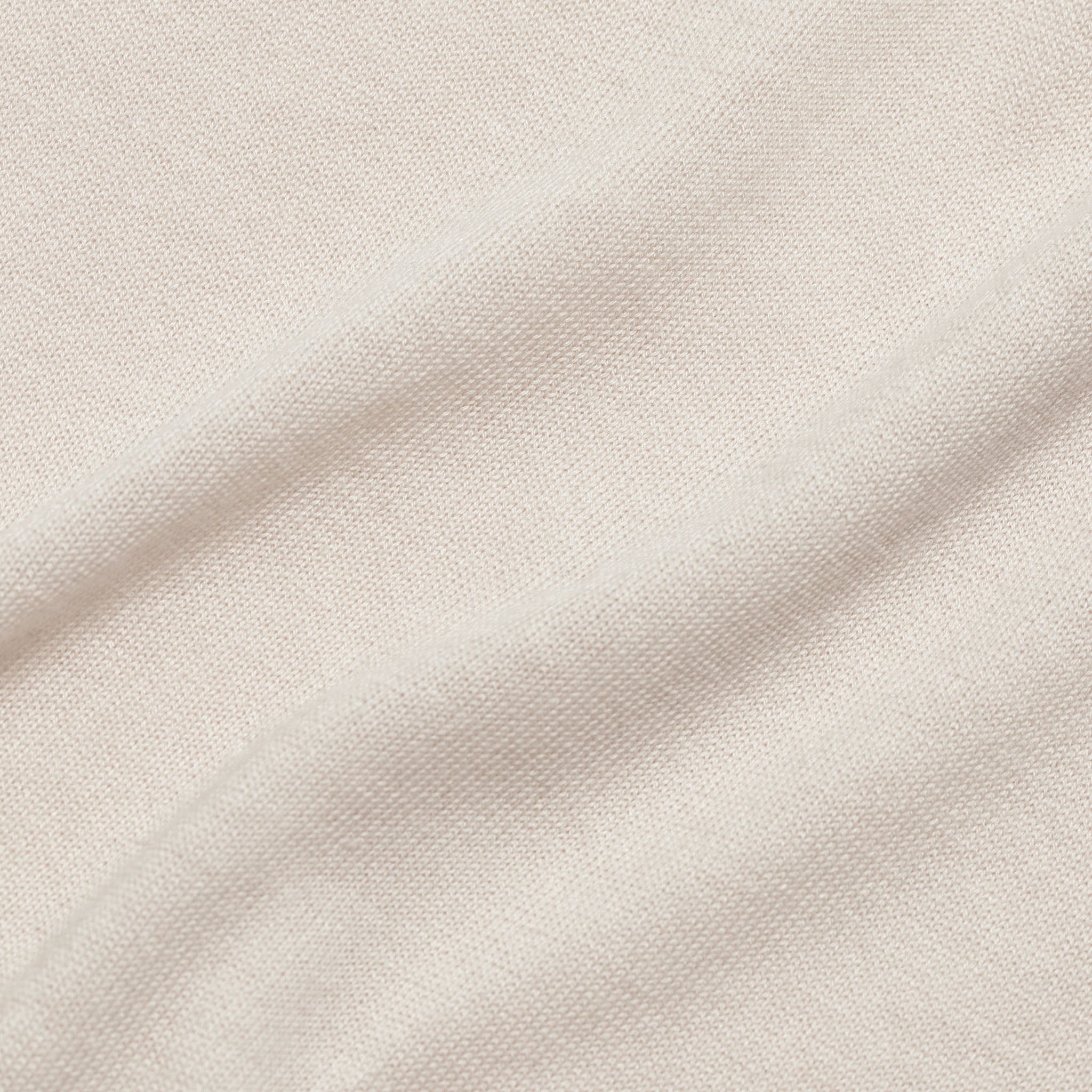 「グッドアップニット」シルクウール クルーネック