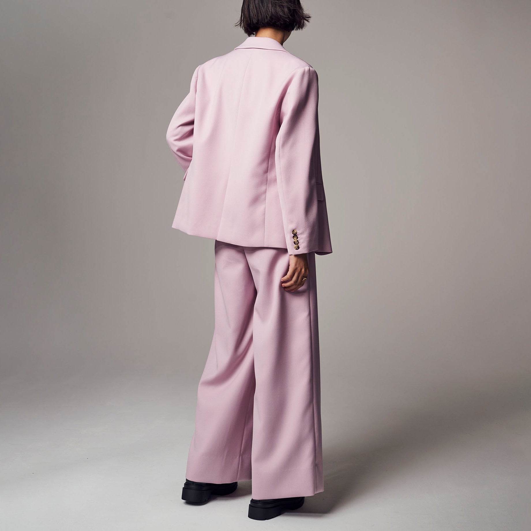 「ニュースタンダードワイドパンツ」スペリオウールミックス