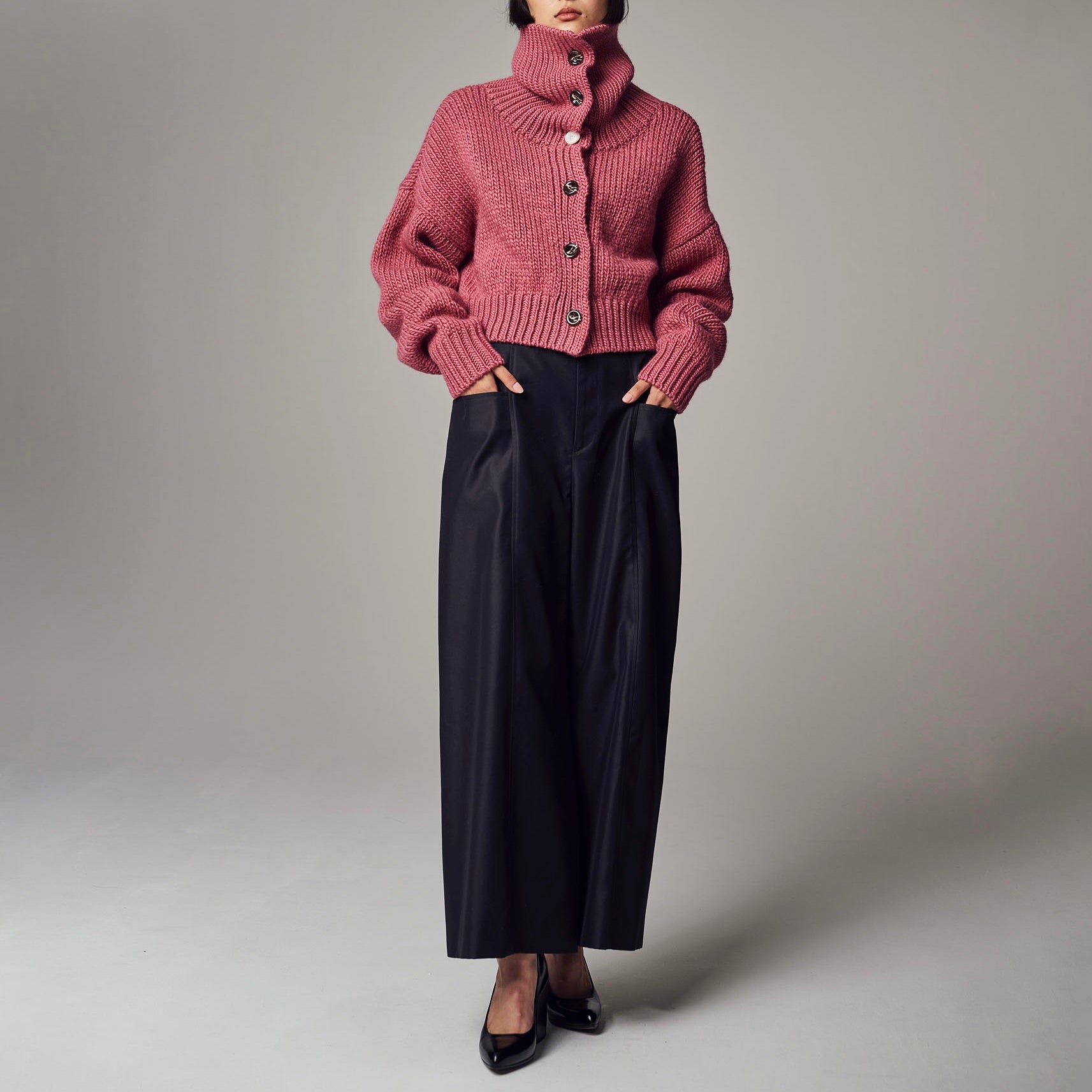 「ムービングベイカーパンツ」ドレスコットン