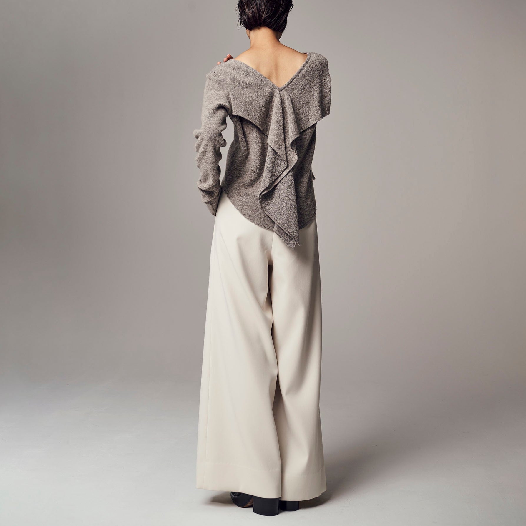 「ニュースタンダードワイドパンツ」スペリオウールミックス