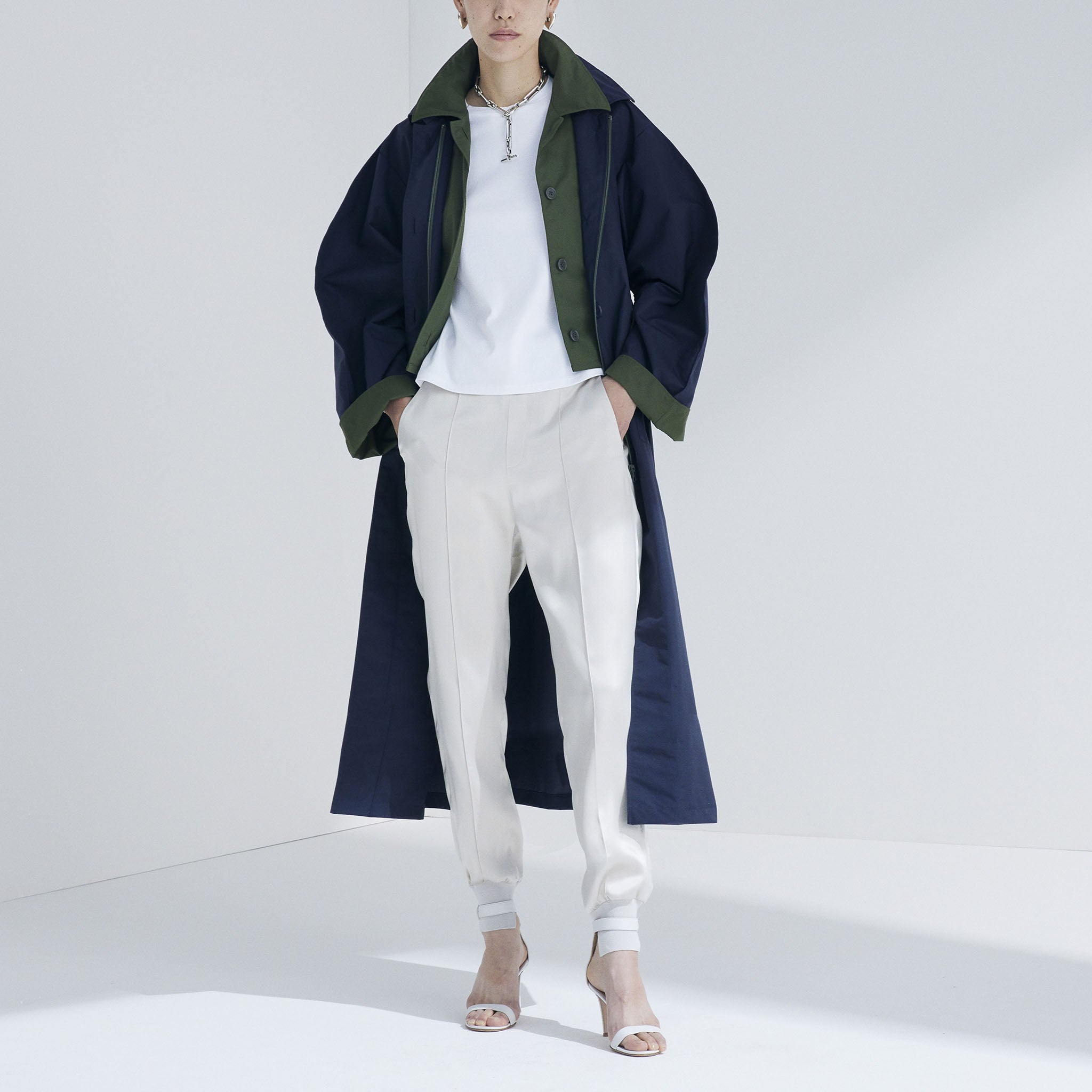 「フェアウェイパンツ」 ラグジュアリーサテンジョガー