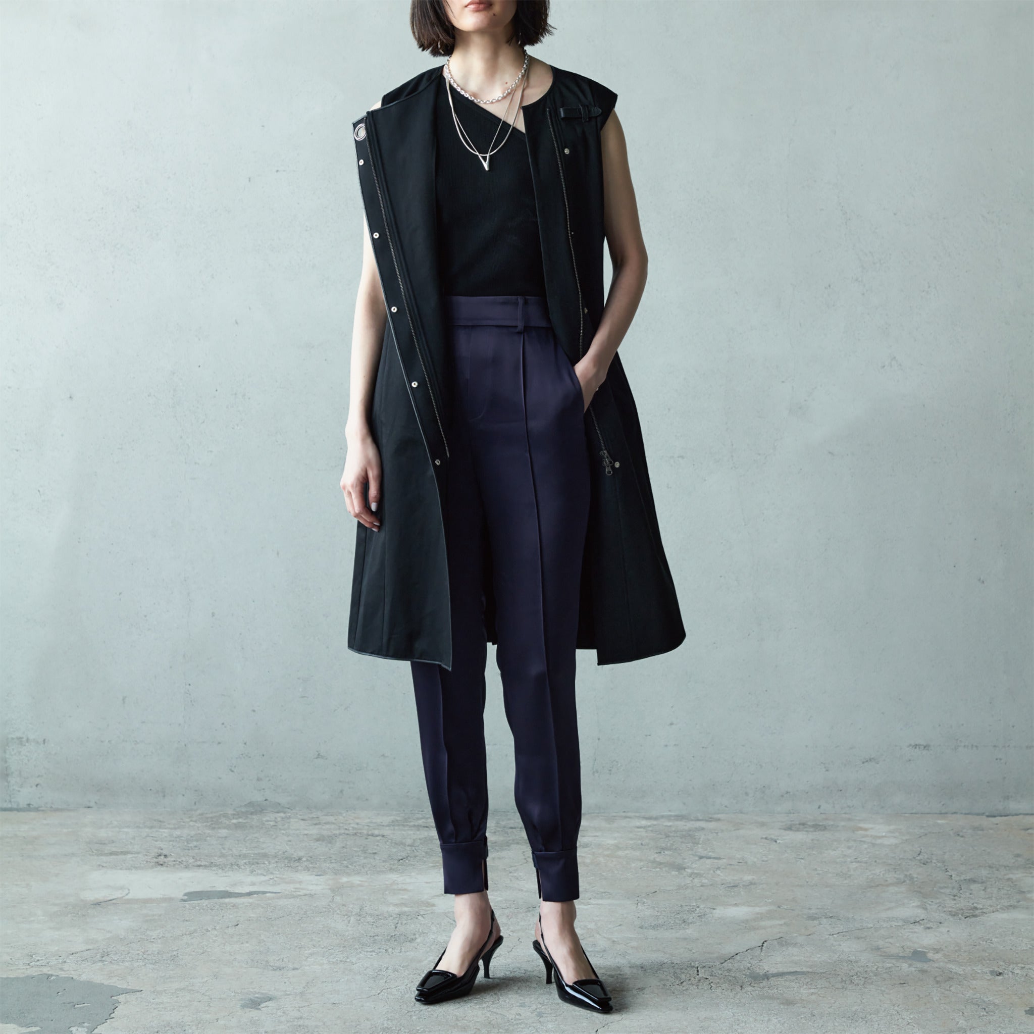 「フェアウェイパンツ」オールサテンジョガー