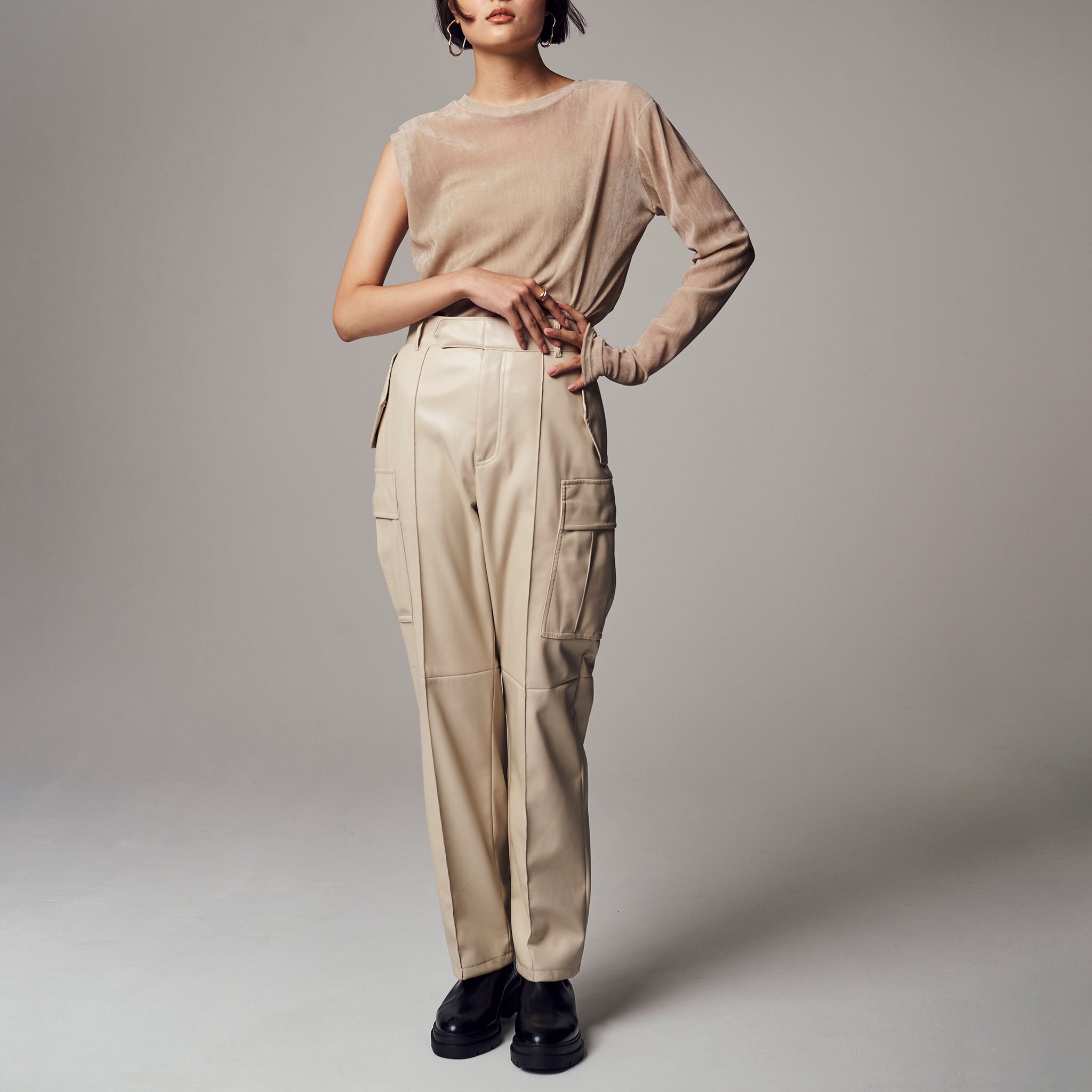 「TMO ThermoStreamer」カーゴパンツ ヴィーガンレザー