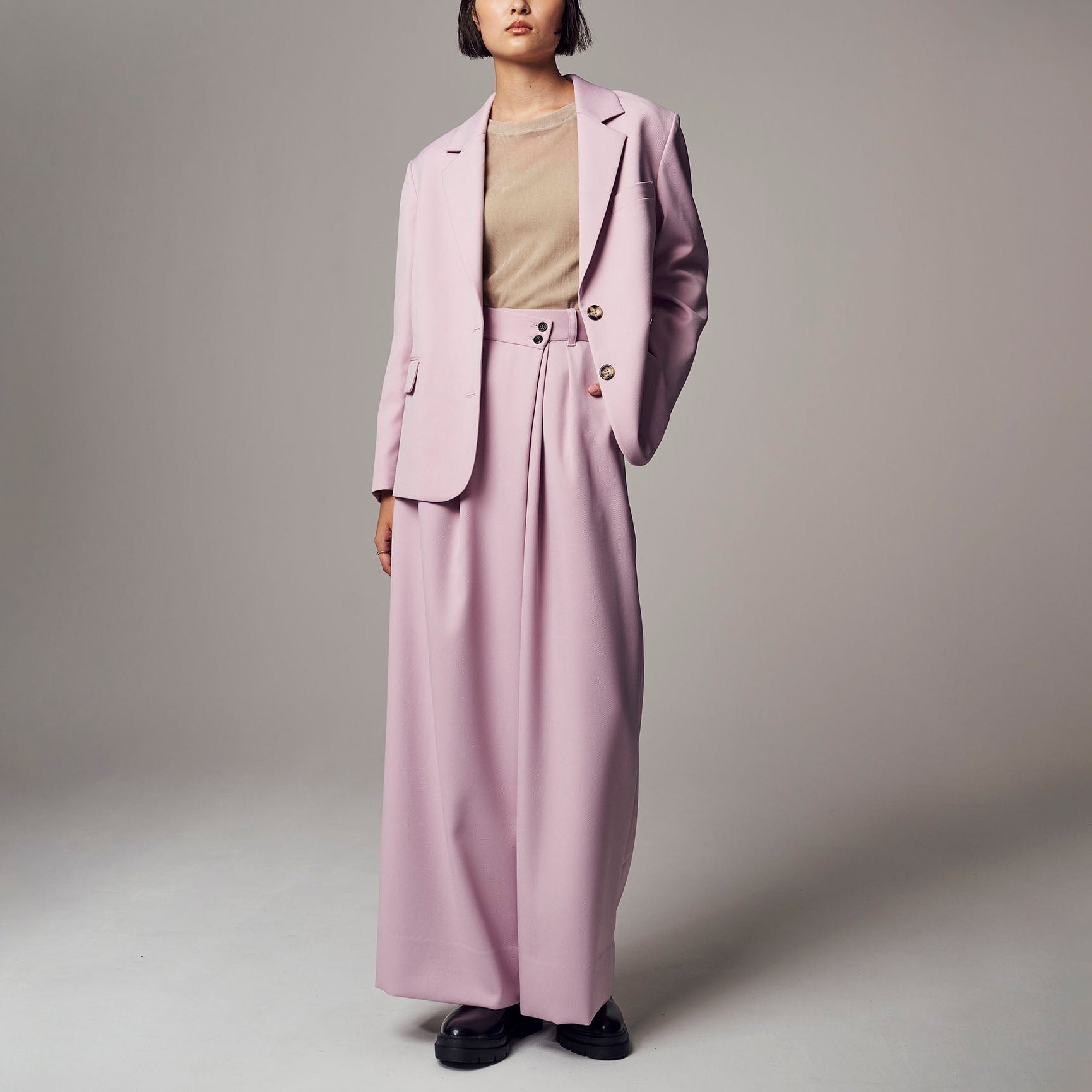 「ニュースタンダードワイドパンツ」スペリオウールミックス